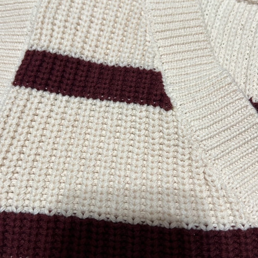 Sincerely Jules Cream and Maroon Striped Sweater Vest Size Large - Picture 3 of 7